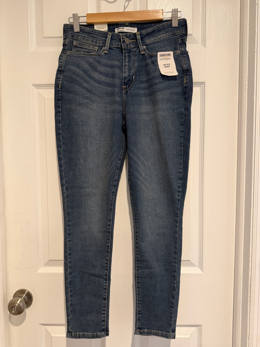 Levi's Indigo Skinny Jeans - Dark Wash